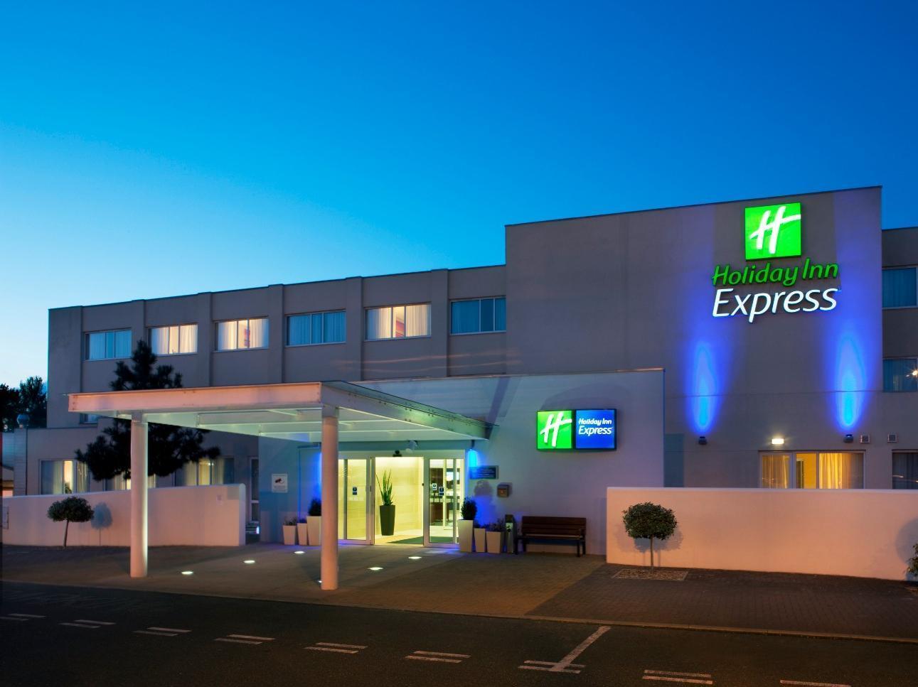 Holiday Inn Express Norwich, An Ihg Hotel Exterior photo